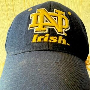 Notre Dame Irish ☘️ Cap Navy Gold